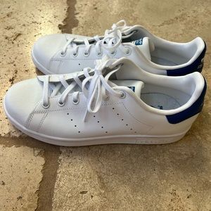 Adidas Stan Smith Big Kids 6.5 White and Blue NEW without tags or box